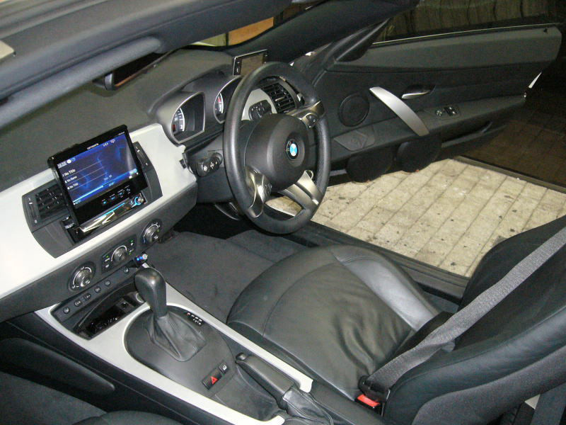 BMW Z4 サイバーナビ フロントスピーカー